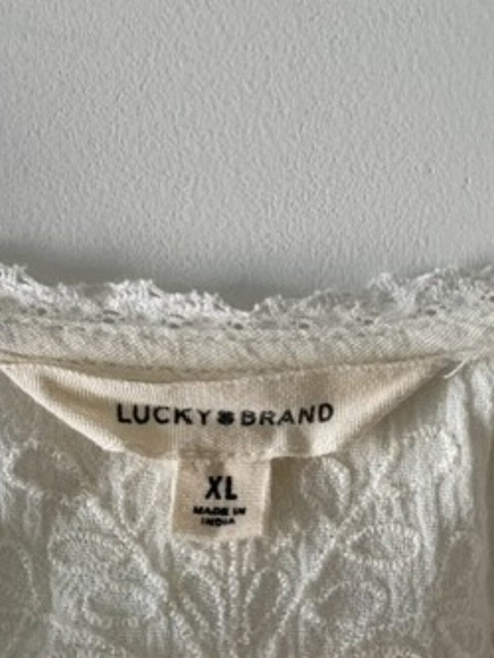 Lucky Brand Cream-Colored Cotton Lace Top with Cap Sleeves - Picture 5 of 8